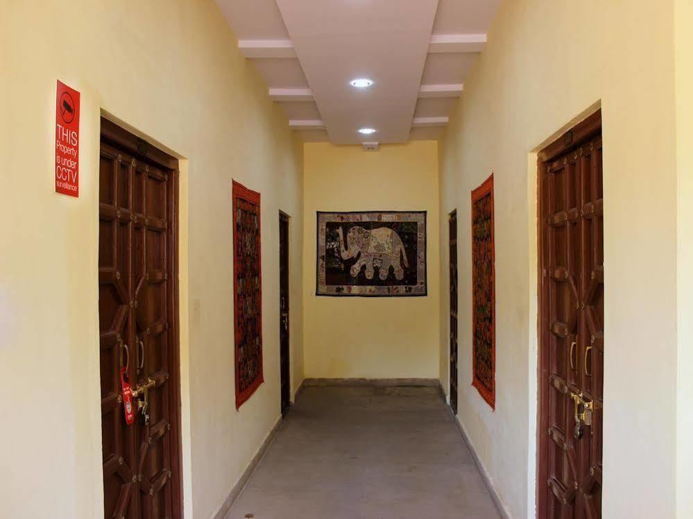 Oyo 1159 Hotel Chandra Prakash Udaipur Exterior foto